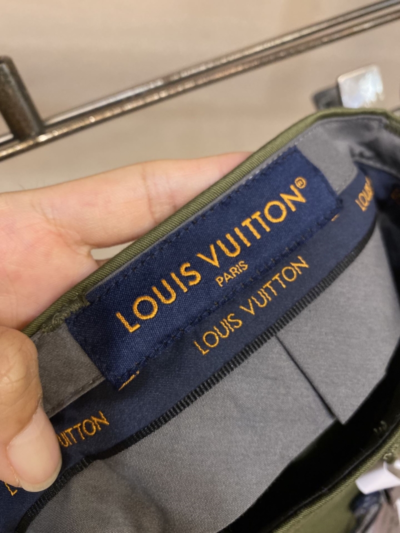 l0vis Vvtt0n long pants